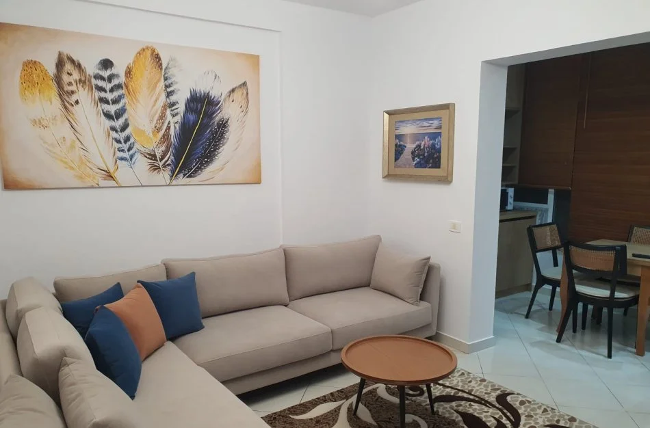 Tirane, jepet me qera apartament 1+1 Kati 3, 60 m² 550 € (Tek Foto Eden, Rruga Vorpsi)