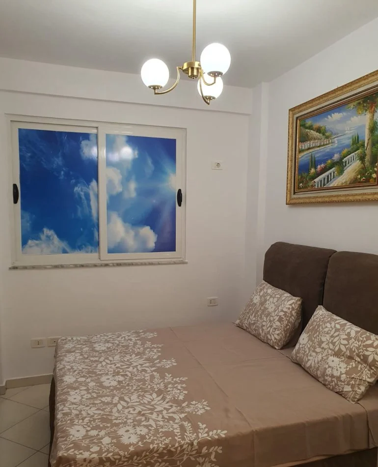 Tirane, jepet me qera apartament 1+1 Kati 3, 60 m² 550 € (Tek Foto Eden, Rruga Vorpsi)