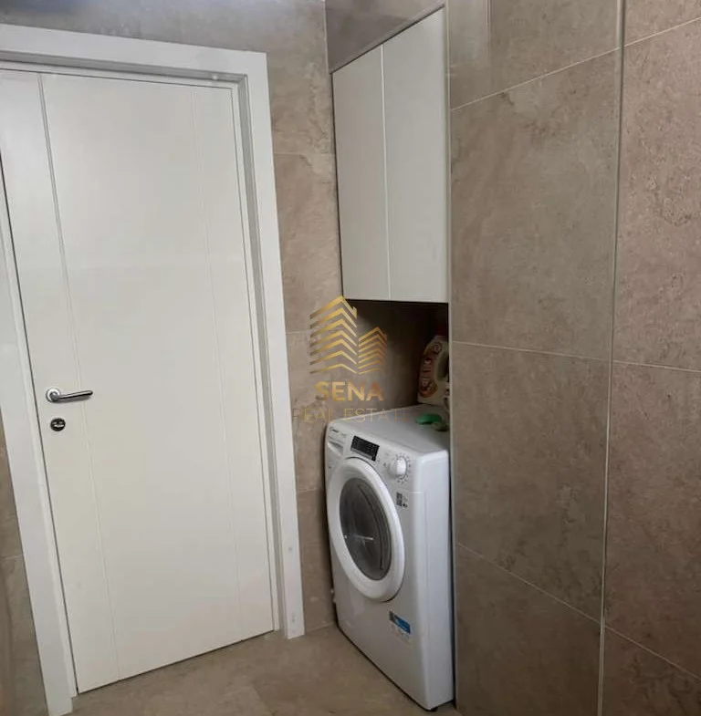 Tirane, jepet me qera apartament 2+1+Ballkon Kati 2, 90 m² 950 € (Rruga Durresit)