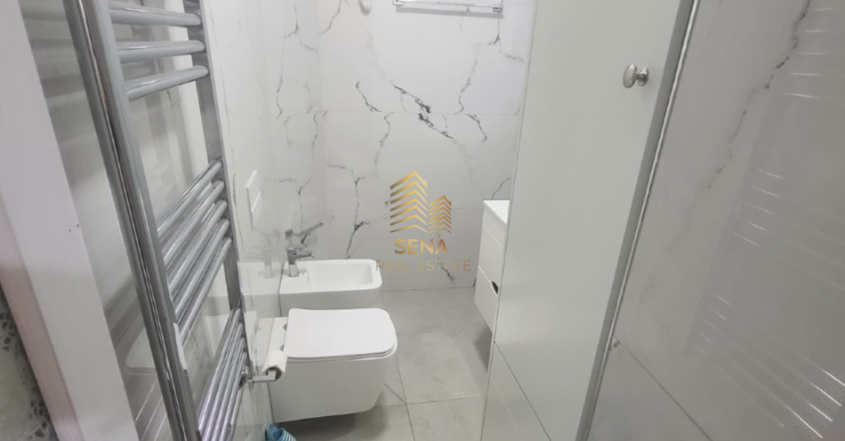 Tirane, jepet me qera apartament 2+1+Ballkon Kati 4, 80 m² 400 € (Rruga Belul Hatibi)