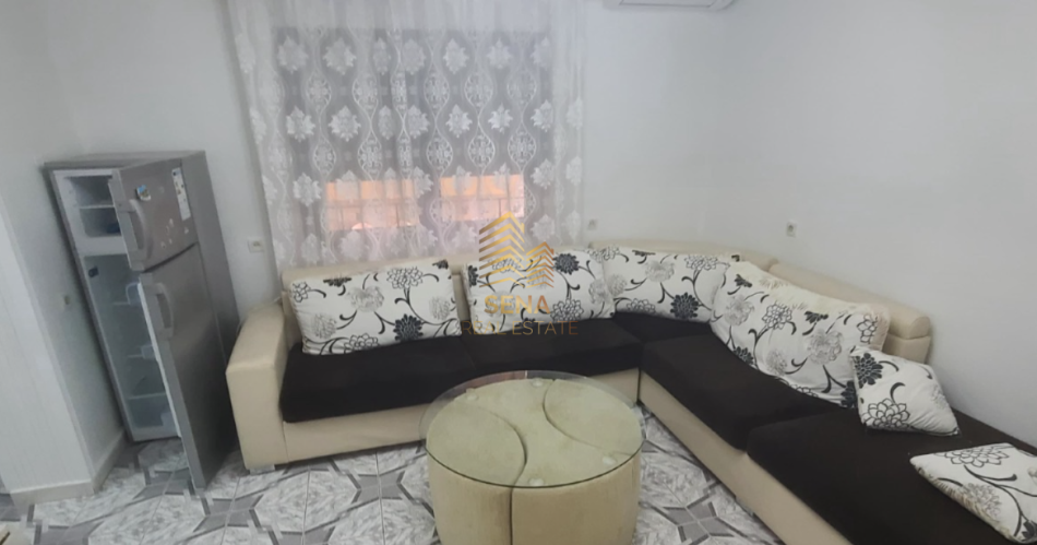Tirane, jepet me qera apartament 2+1+Ballkon Kati 4, 80 m² 400 € (Rruga Belul Hatibi)