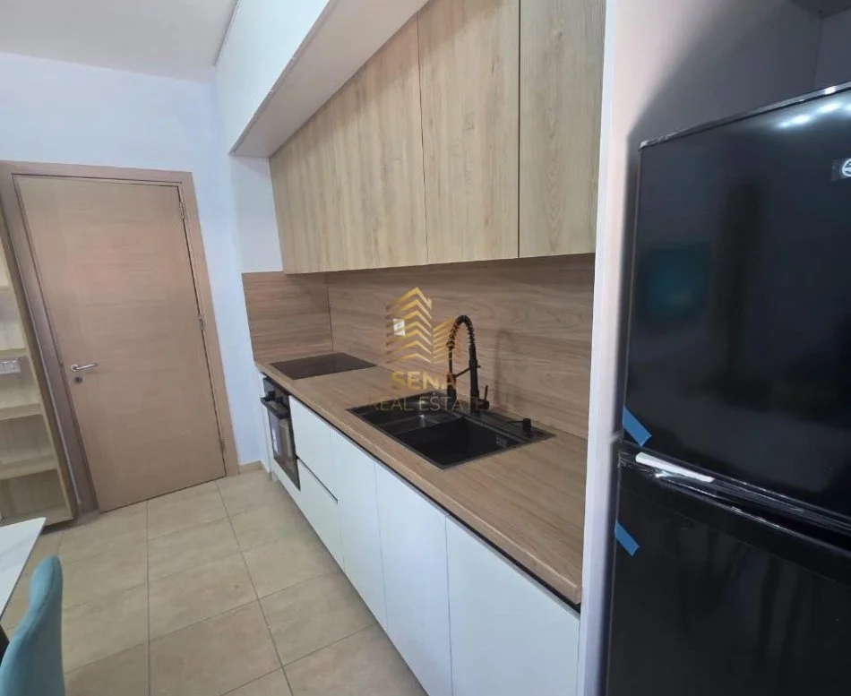 Tirane, jepet me qera apartament 1+1+Ballkon Kati 2, 68 m² 500 € (5 Maji, Pallatet Concord)