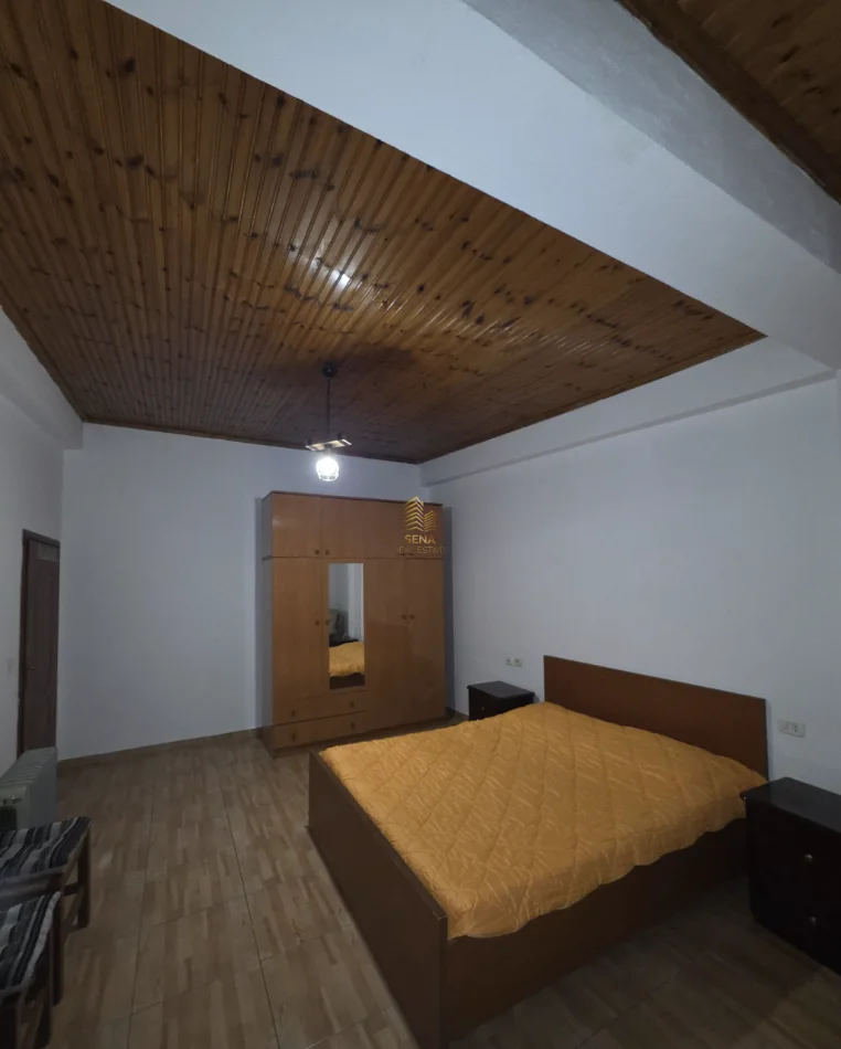 Tirane, jepet me qera apartament 1+1 Kati 3, 75 m² 400 € 