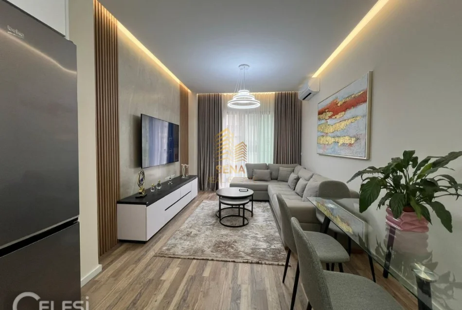 Tirane, jepet me qera apartament 1+1+Ballkon Kati 4, 70 m² 900 € (Rruga e Kosovareve)