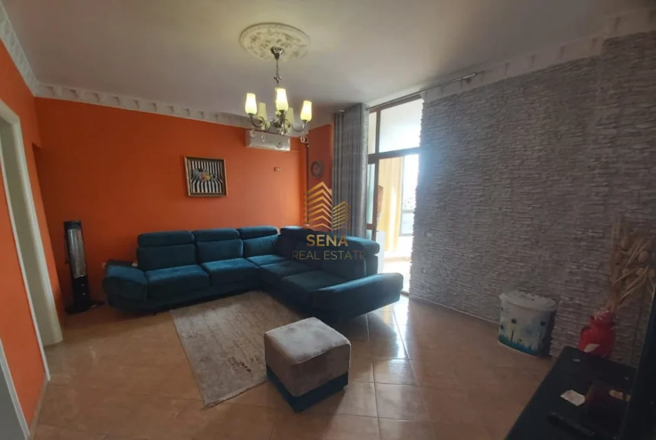 Tirane, jepet me qera apartament 2+1+Ballkon Kati 6, 90 m² 550 € (Ali Demi)
