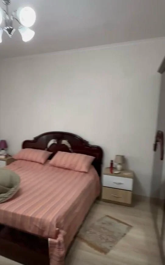 Tirane, jepet me qera apartament 3+1 Kati 3, 100 m² 800 € (Myslym Shyri)
