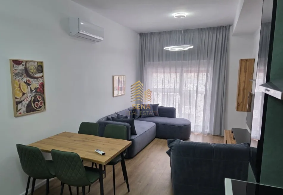 Tirane, jepet me qera apartament 2+1 Kati 8, 75 m² 500 € (Ali demi)