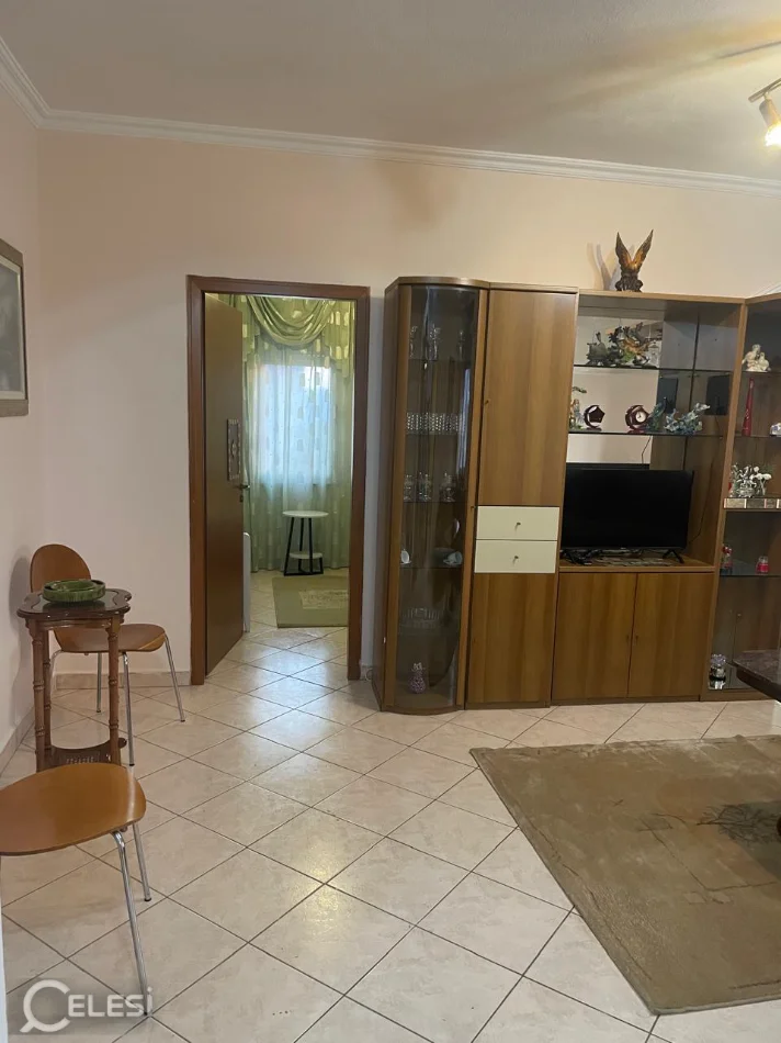 APARTAMENT 2+1+2 ME QIRA