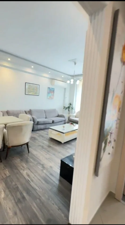 Tirane, shitet apartament 2+1+Ballkon Kati 6, 93 m² 258.000 € (KOPESHTI ZOOLOGJIK)