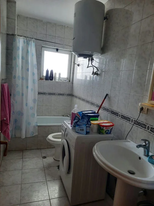 Tirane, jepet me qera apartament 2+1+Ballkon Kati 9, 100 m² 500 € (Rruga "Dritan Hoxha")