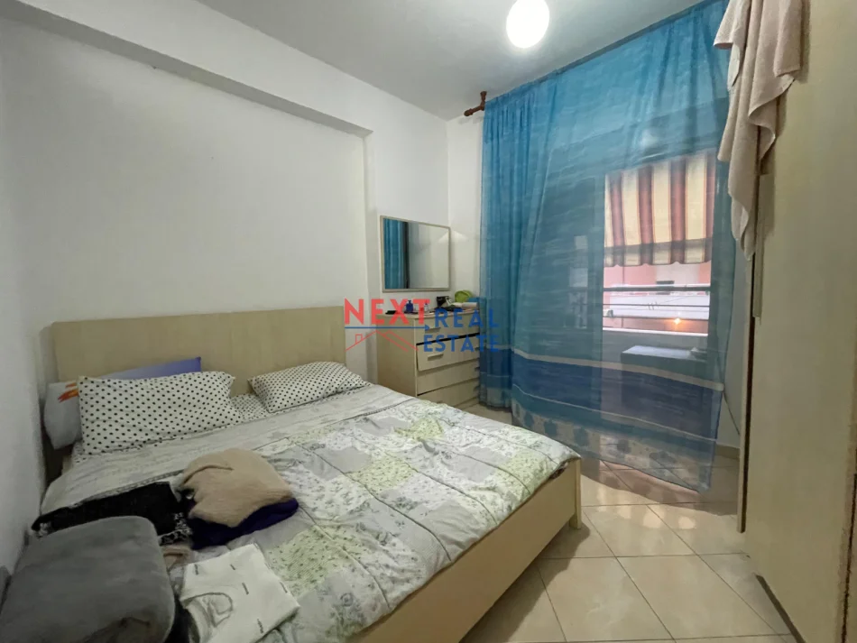 Vlore, jepet me qera apartament 1+1+Ballkon , 300 € 
