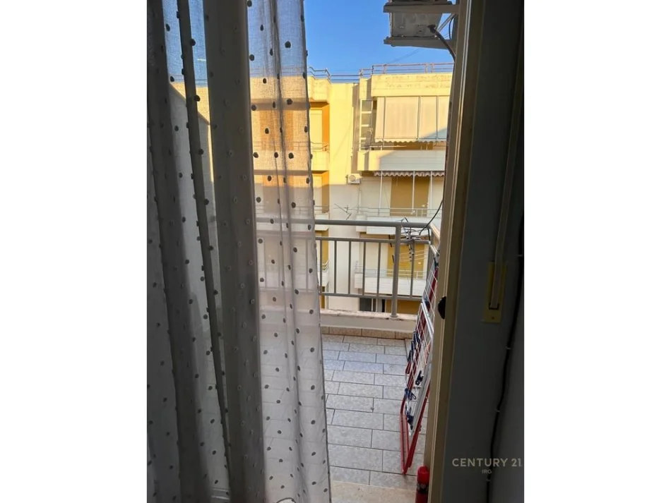 Vlore, shitet apartament 1+1+Ballkon Kati 5, 54 m² 77.000 € 