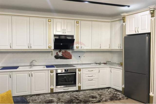 Tirane, jepet me qera apartament 2+1+BLK 110 m² 500 Euro (Pallati me Shigjeta)