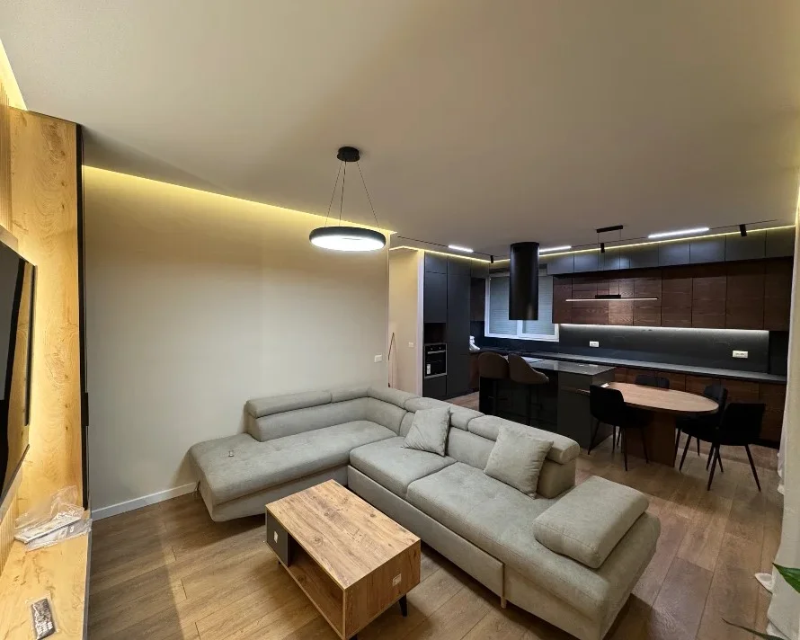 Tirane, jepet me qera apartament 2+1+Aneks+Ballkon Kati 3, 120 m² 1.200 € (kopshti botanik , liqeni i thate)