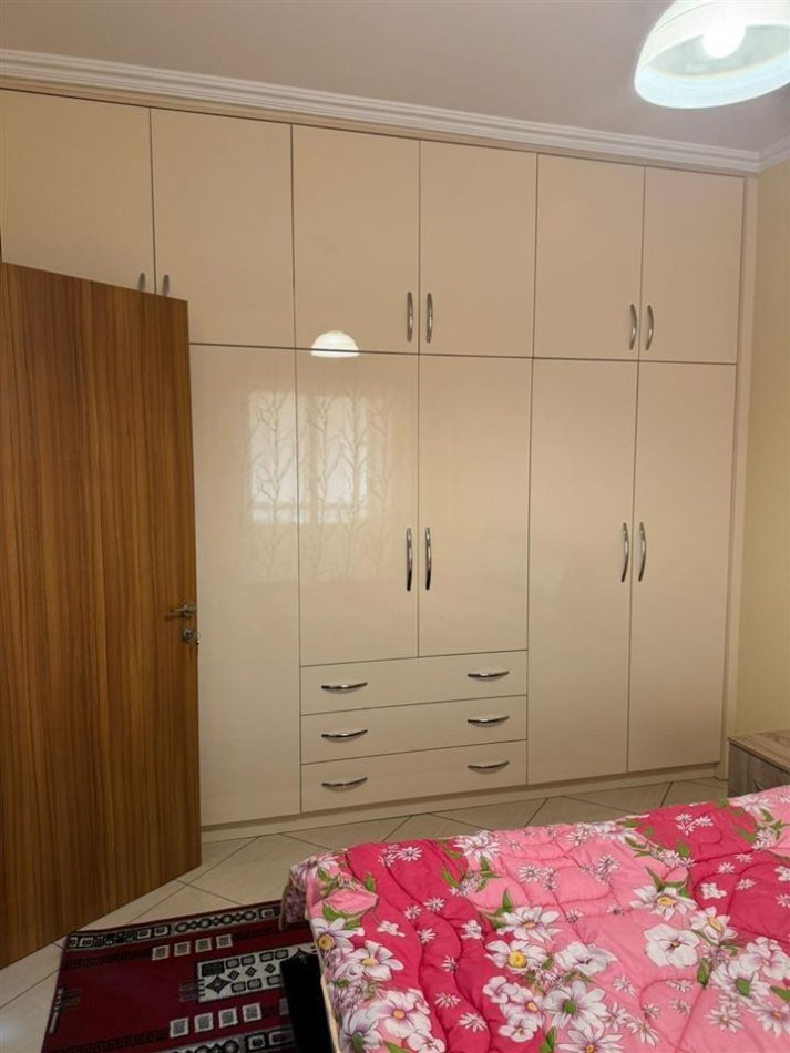 Tirane, shitet apartament 1+1 Kati 2, 71 m² 86.000 € (Fresk)
