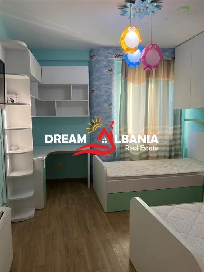 Tirane, shitet apartament 2+1 , 120 m² 220.000 € (astir)