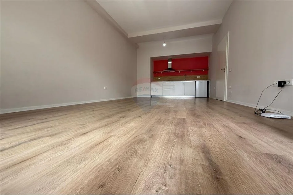 Tirane, shitet apartament 2+1+Aneks+Ballkon Kati 4, 91 m² 190.000 € (21 Dhjetori)