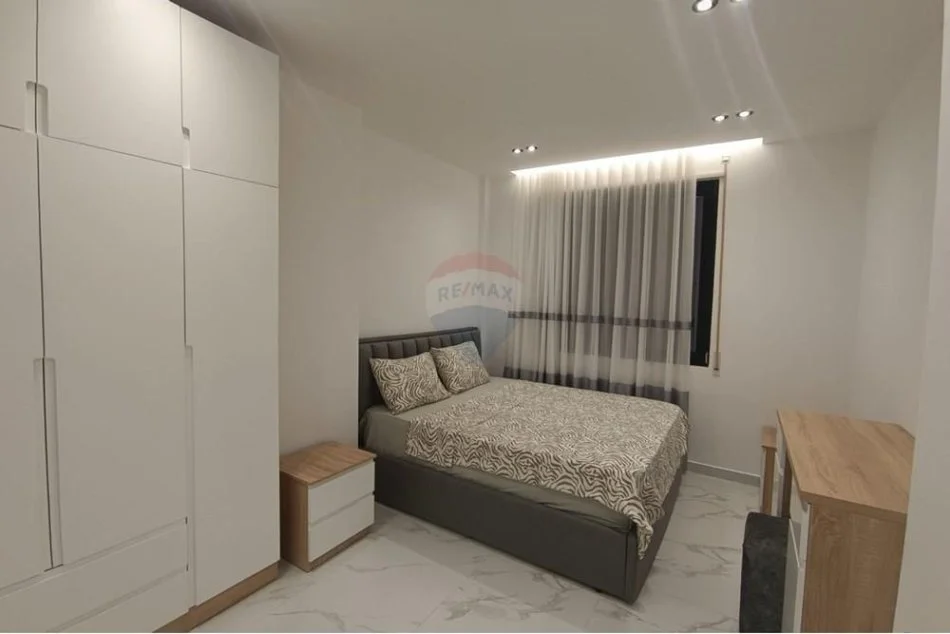 Tirane, jepet me qera apartament 3+1+Aneks+Ballkon Kati 3, 101 m² 850 € (Don Bosko)
