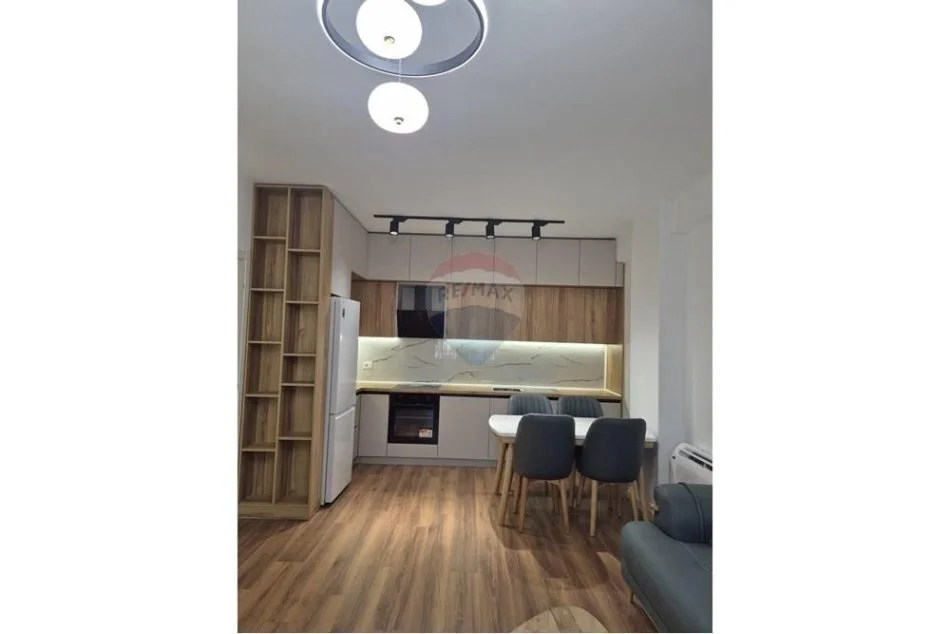 Tirane, jepet me qera apartament 2+1+Aneks+Ballkon Kati 5, 105 m² 700 € (Oasis Residence)