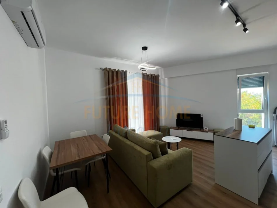 Tirane, jepet me qera apartament 1+1 Kati 2, 53 m² 400 € (FRESK , Residenca OXA)