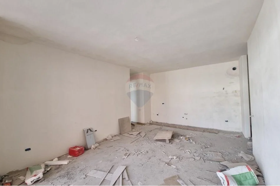 Tirane, shitet apartament 2+1+Ballkon Kati 6, 102 m² 139.000 € (Xhanfize Keko, Porcelan 1, Tirane)