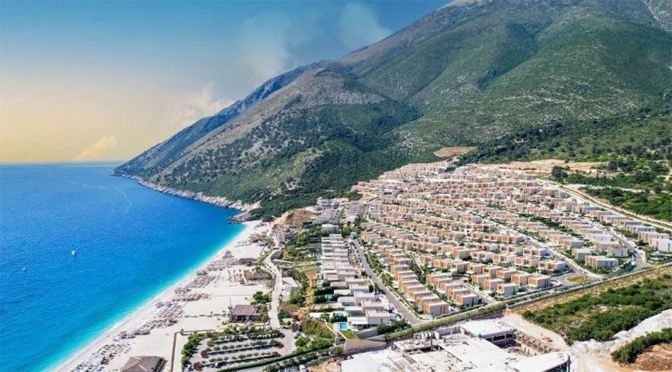Vlore, shitet truall , 6.200 m² 870.000 € (Palase)