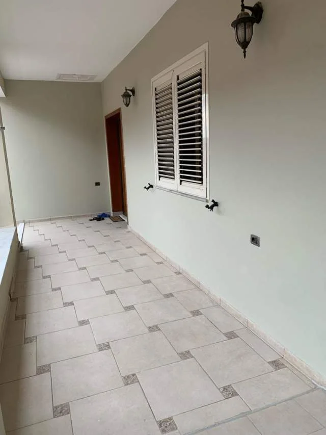 Tirane, jap me qera 1+1 + vend parkimi, Kati 2, 70 m² 430 Euro (Kristaq Capo)
