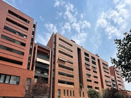 Tirane, shitet apartament 2+1 Kati 1, 115 m² 254.000 € (KOMPLEKSI PANORAMA 2 , RRUGA JORDAN MISJA)