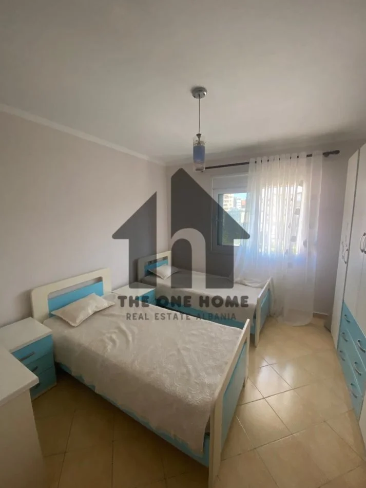 Tirane, jepet me qera apartament 2+1+Ballkon Kati 3, 90 m² 600 € (21- Dhjetori)