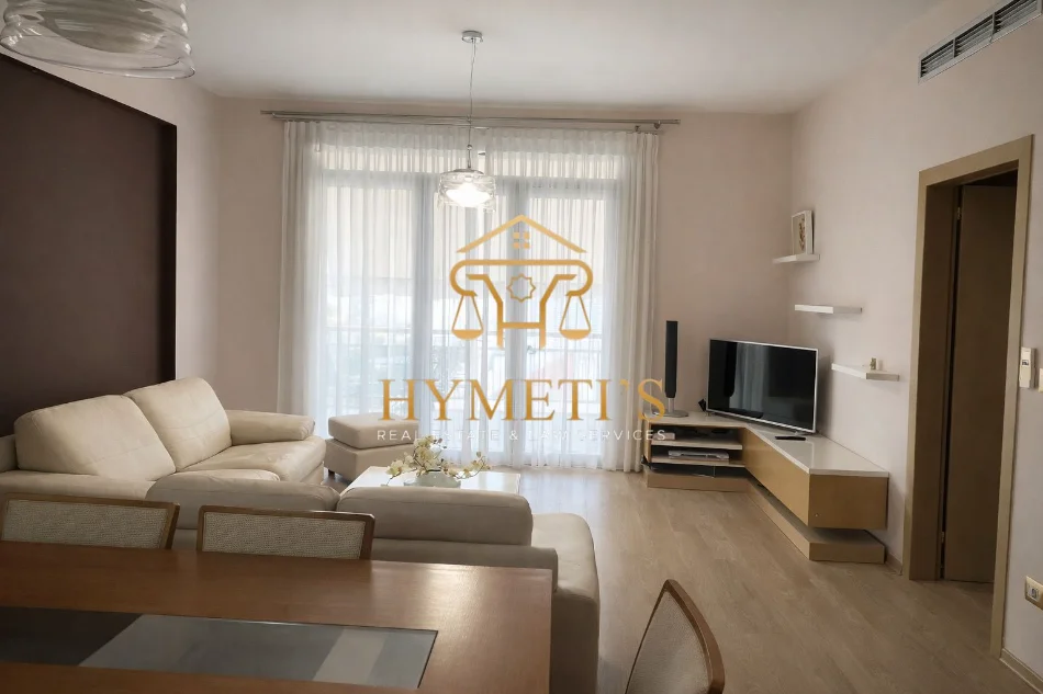 Tirane, jepet me qera apartament 2+1+Ballkon , 750 € (Rruga Peti)