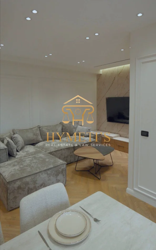 Tirane, shitet apartament 2+1+Ballkon , 87 m² 263.000 € (prane Kompleksit Delijorgji)
