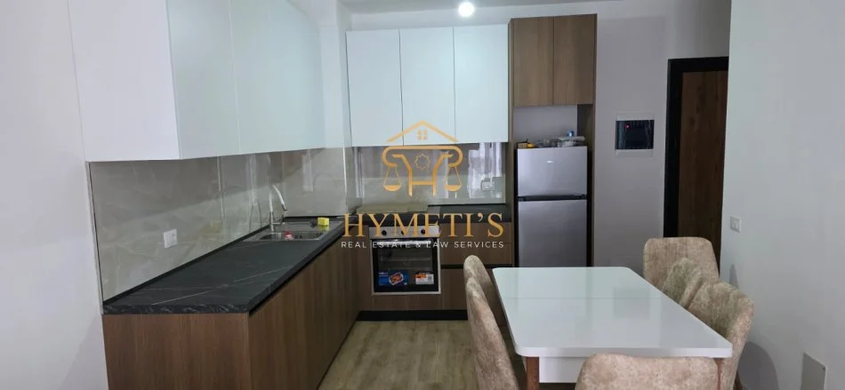 Tirane, jepet me qera apartament 2+1 Kati 2, 70 m² 500 € (Univers City)