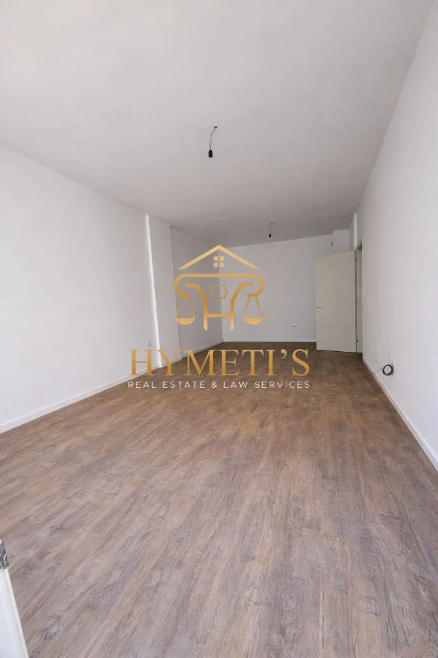 Tirane, shitet 1+1+Ballkon , 83 m² 140.000 € (Rr. Dritan Hoxha)