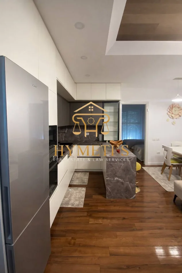Tirane, shitet apartament 2+1+Ballkon Kati 4, 79 m² 186.000 € 