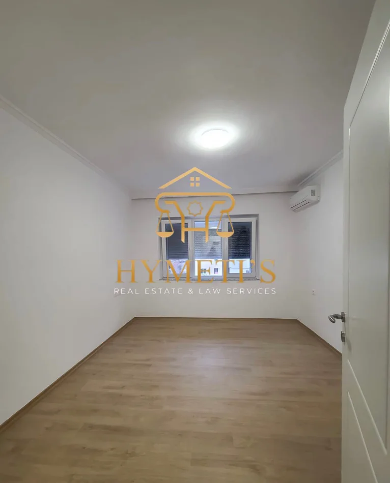 Tirane, jepet me qera zyre Kati 3, 88 m² (Rr. Luigj Gurakuqi)