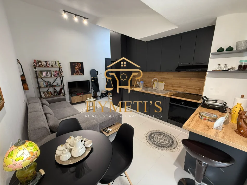 Tirane, shitet apartament 1+1 Kati 5, 64 m² 102.000 € (Jaho Residence, Fresk)