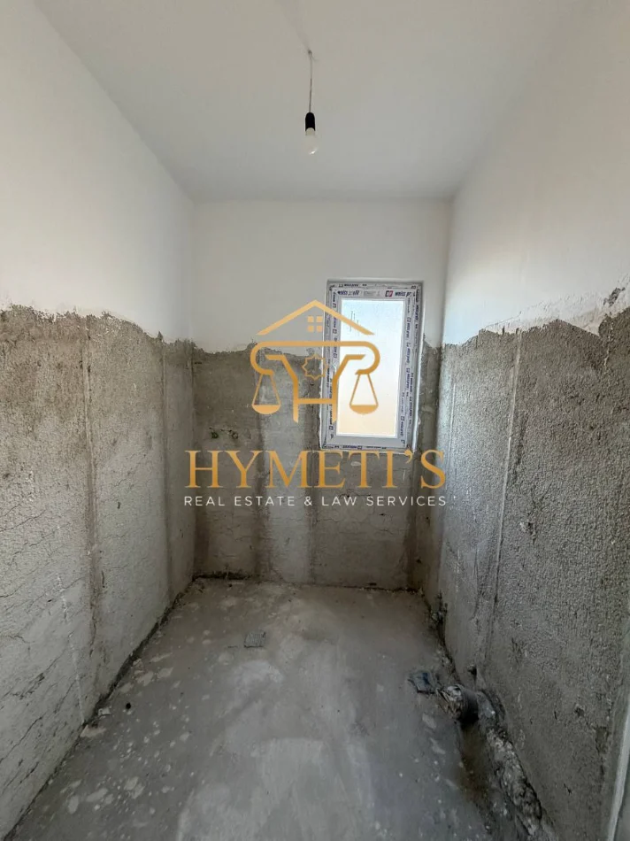 Durres, shitet apartament 2+1+Ballkon Kati 6, 90 m² 85.500 € (Te Billa Durrës, Rruga Aleksander Goga)