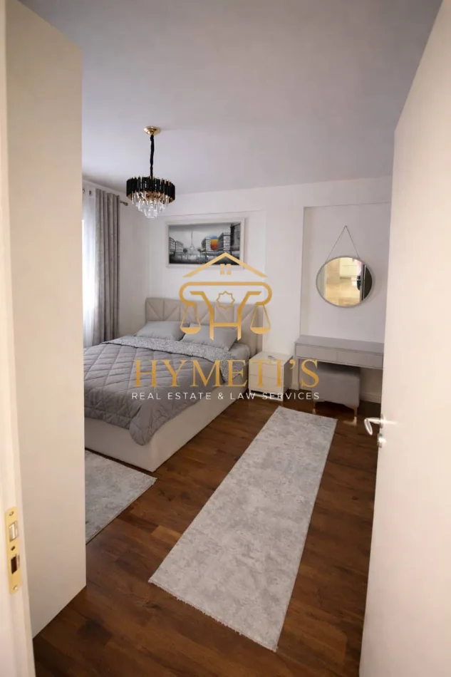 Tirane, shitet apartament 2+1+Ballkon Kati 4, 79 m² 186.000 € 