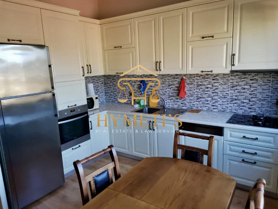 Tirane, shitet Vile 3+1+Ballkon , 251 m² 270.000 € (Tufine)