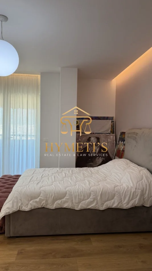 Tirane, shitet apartament 3+1+Ballkon , 170 m² 800.000 € (prane Ambasades Amerikane)