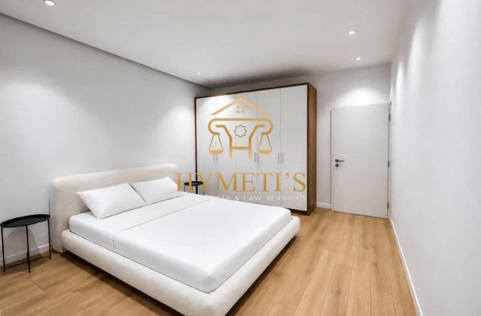 Tirane, jepet me qera apartament 2+1+Aneks+Ballkon , 1.300 € (Arlis)