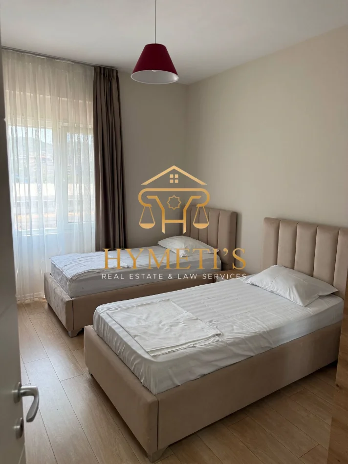 Tirane, jepet me qera apartament 2+1+Ballkon Kati 4, 95 m² 1.600 € (Rruga e Kosovarëve, Tiranë)