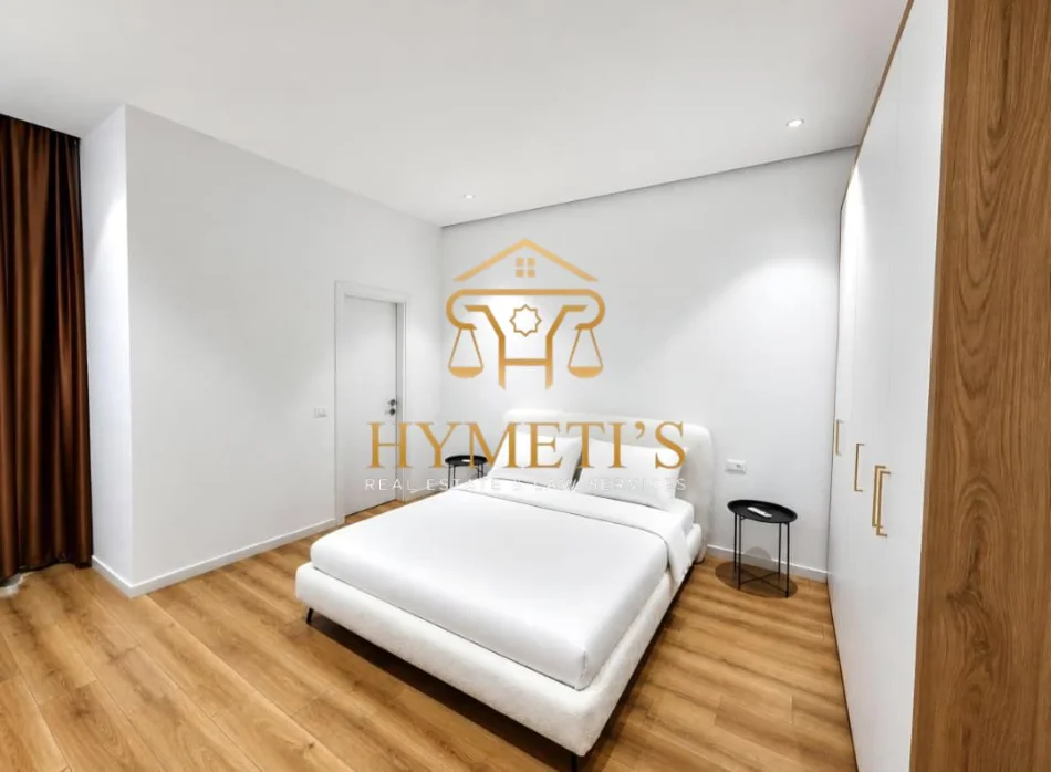 Tirane, jepet me qera apartament 2+1+Aneks+Ballkon , 1.300 € (Arlis)