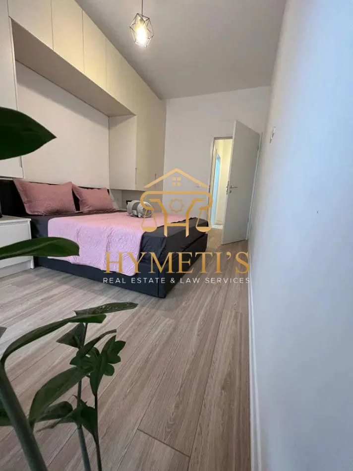 Shqiperi, jepet me qera apartament 1+1 , 60 m² 650 € (Rr. Frosina Plaku)