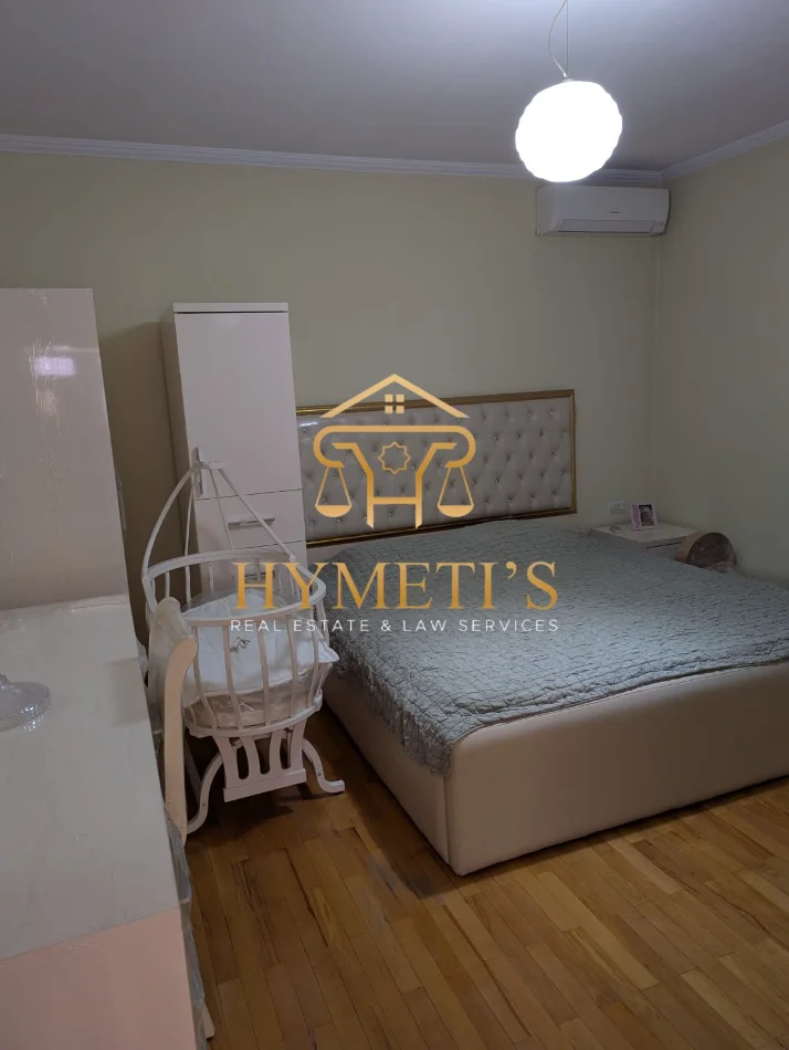 Tirane, shitet Vile 3 Katshe , 280 m² 550.000 € (Rr. Luigj Gurakuqi)