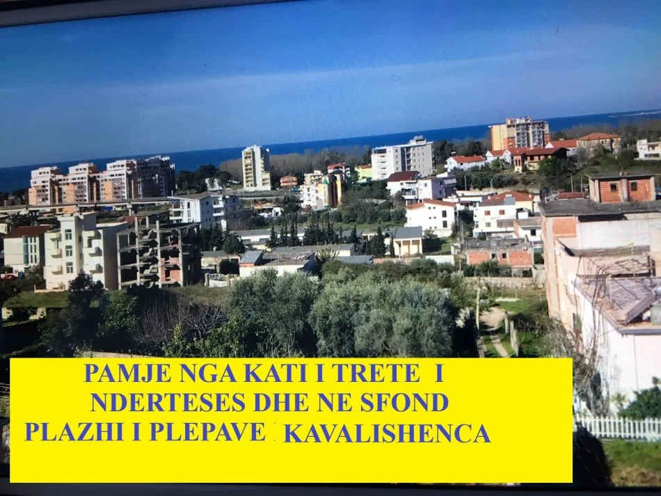 Durrës-Plazh,Shitet Ndërtes/Shtëpi e re me 3-kate mbi tokë, me 1 kat +-1, plus papafingo, me mundësi për tu sistemuar 7-9 familje, sip. ndërtuar 920m², Çmim 750'000 € , në zonën plazhit Plepave/Shkallnur, 650m nga plazhi i Kavalishencës/rrethë rrotullimi Plepave, 7.5 km nga Amfiteatri/Bashkia Durrës