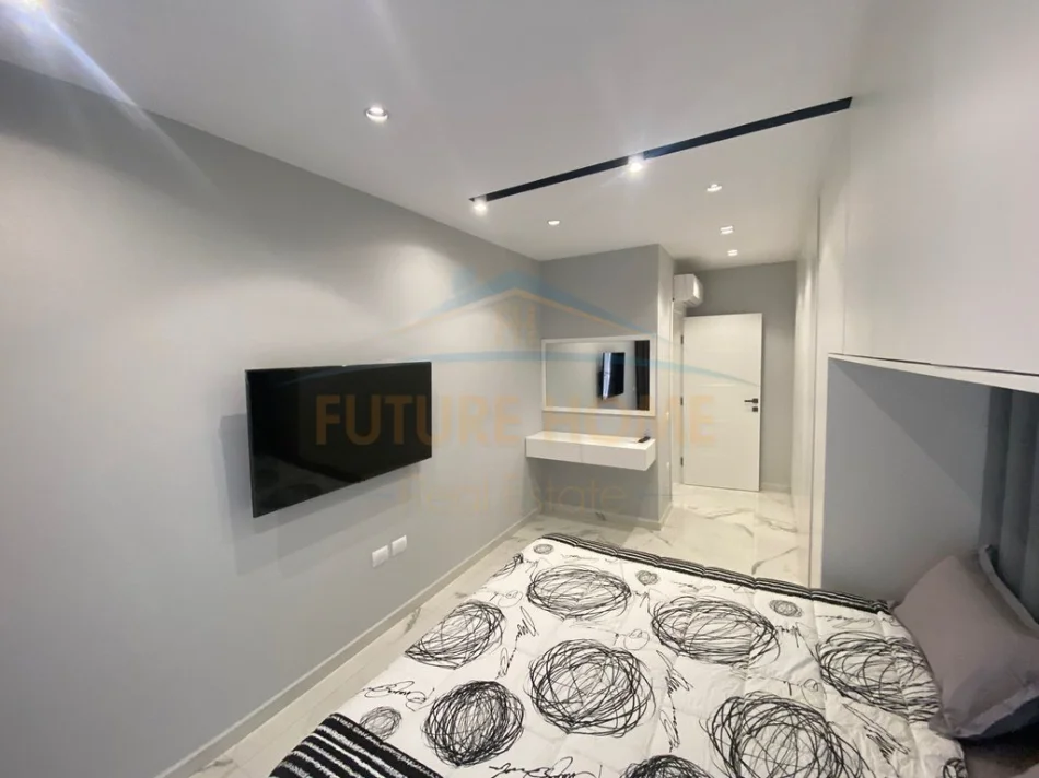 Tirane, jepet me qera apartament 1+1+PARKIM , Kati 6, 65 m² 700 € (RRUGA PANORAMA , Prane SPAK)