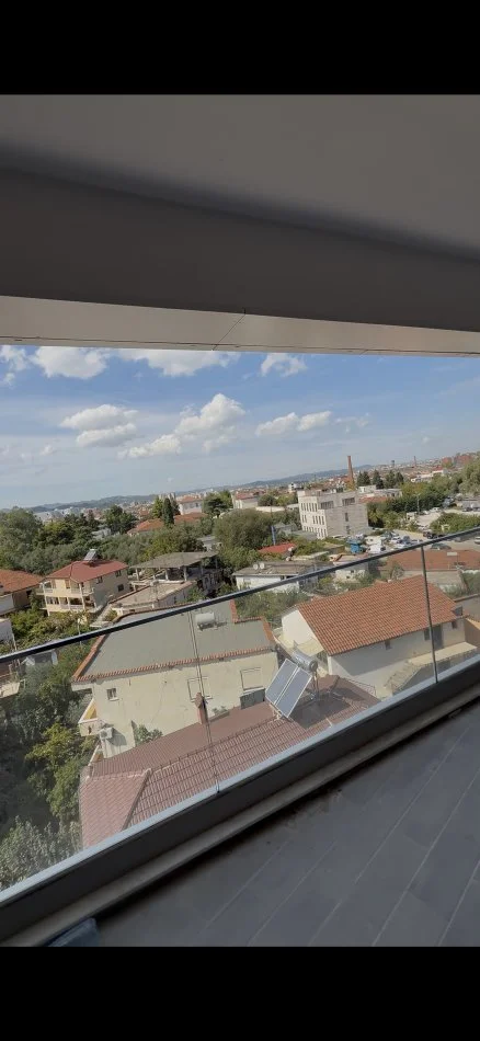 Tirane, jepet me qera nga Pronari, pa-komision apartament 1+1+Ballkon Kati 4, 70 m² 450 € (Don Bosko, 1 min larg spitalit ushtarak)