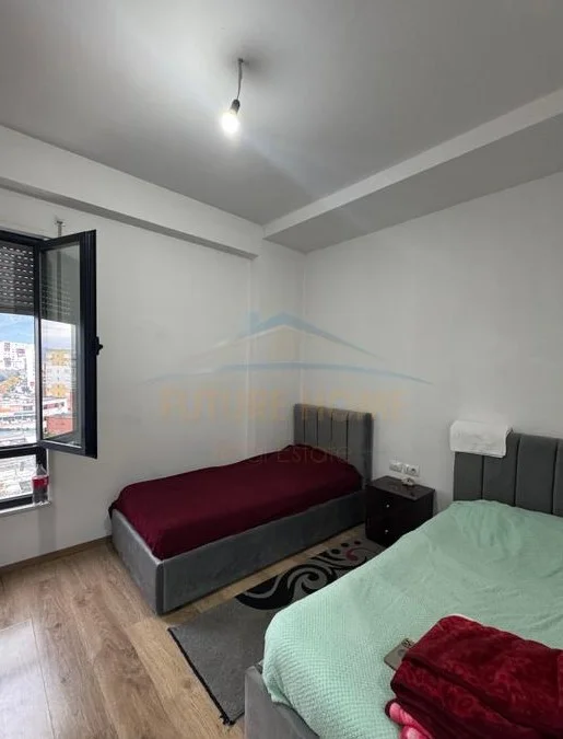 Tirane, shitet apartament 2+1 Kati 8, 81 m² 215.000 € (Porcelan)