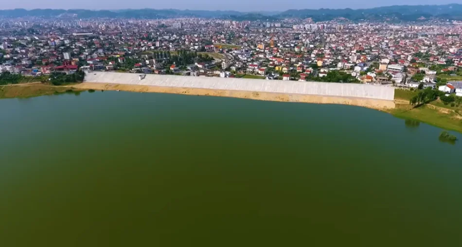 Tirane, shitet apartament 1+1+Ballkon Kati 0, 67 m² (ne Paskuqan)